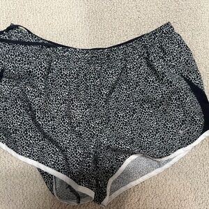 Nike Women's Black and White Patterned Running Shorts